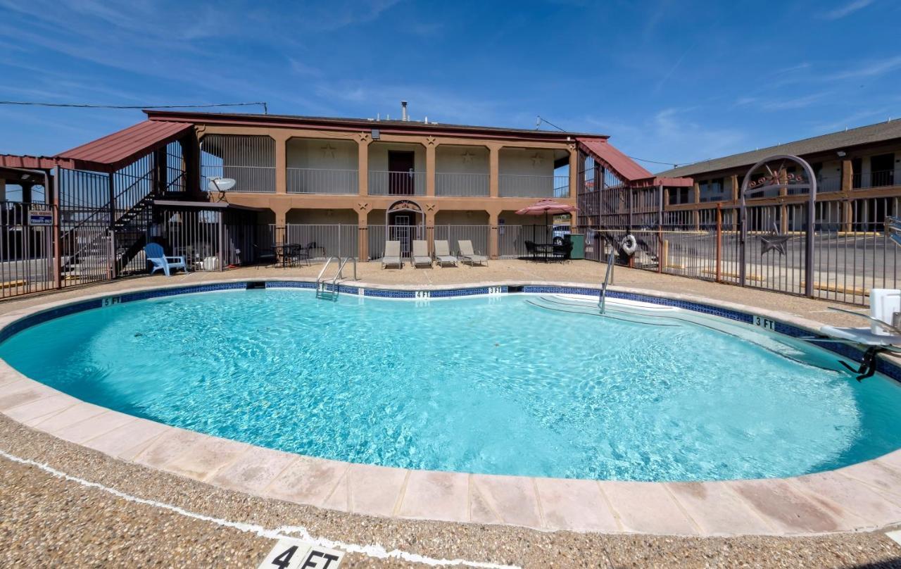 Red Roof Inn Arlington - Entertainment District Ngoại thất bức ảnh